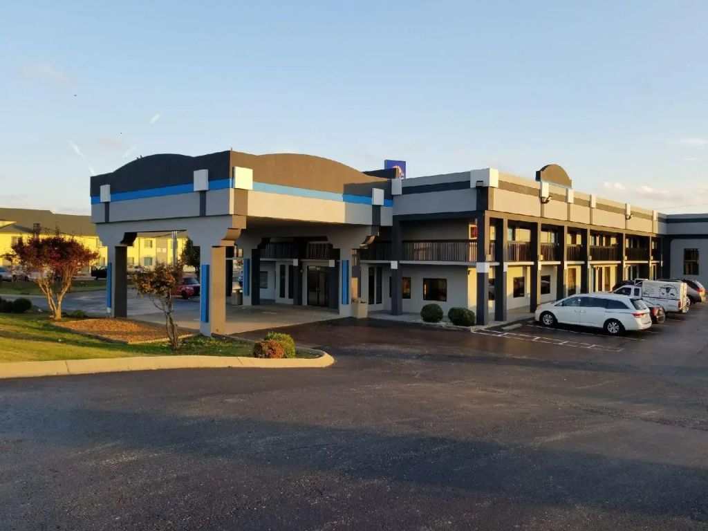 photo 1 of Gateway Inn and Suites