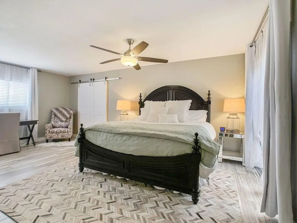 photo 1 of Glendale Charm by Casago