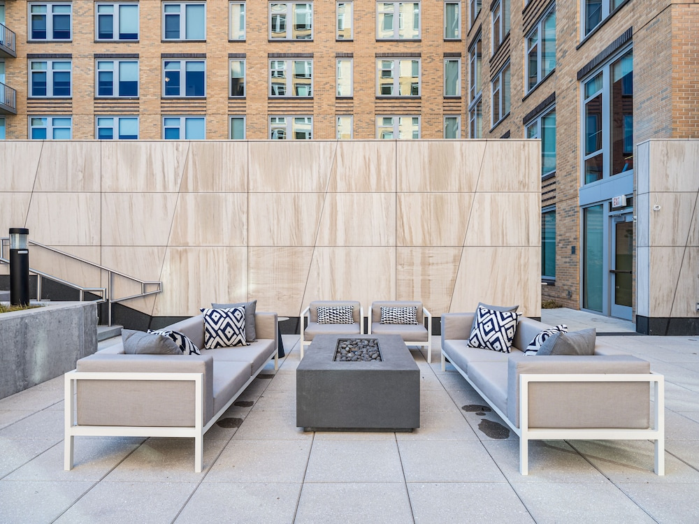 photo 1 of Global Luxury Suites Crystal City