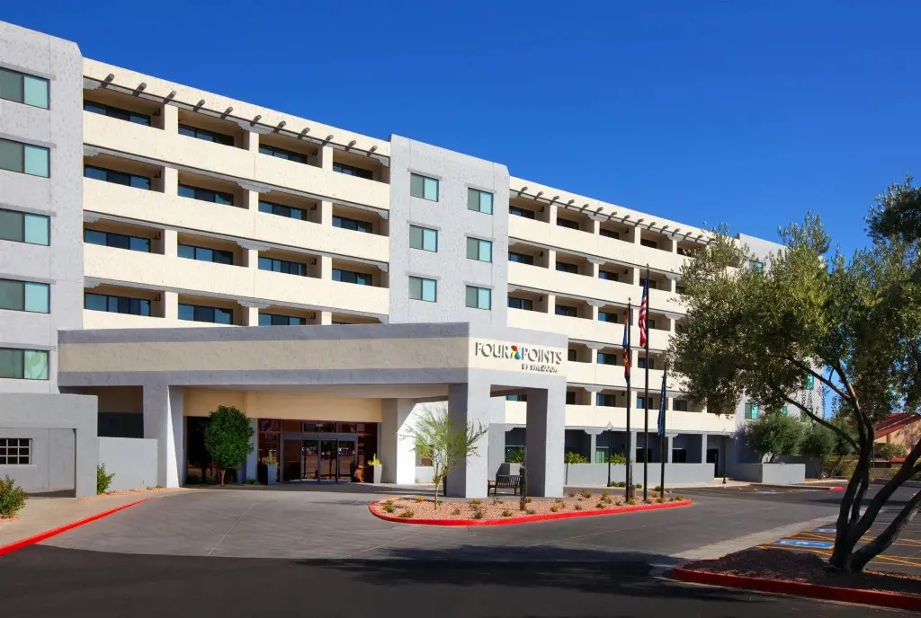 photo 1 of Grace Inn Phoenix