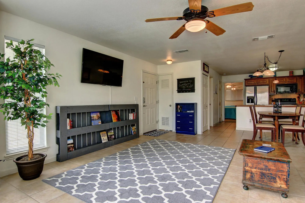 photo 1 of Gracelanda WW C302 in New Braunfels