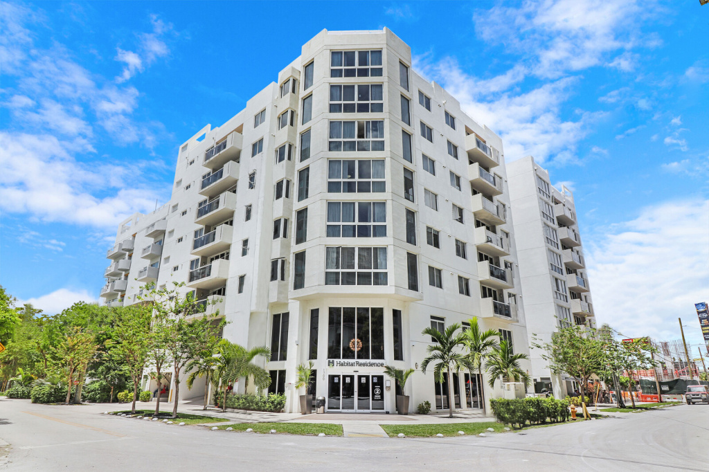 photo 1 of Stay Alfred Brickell