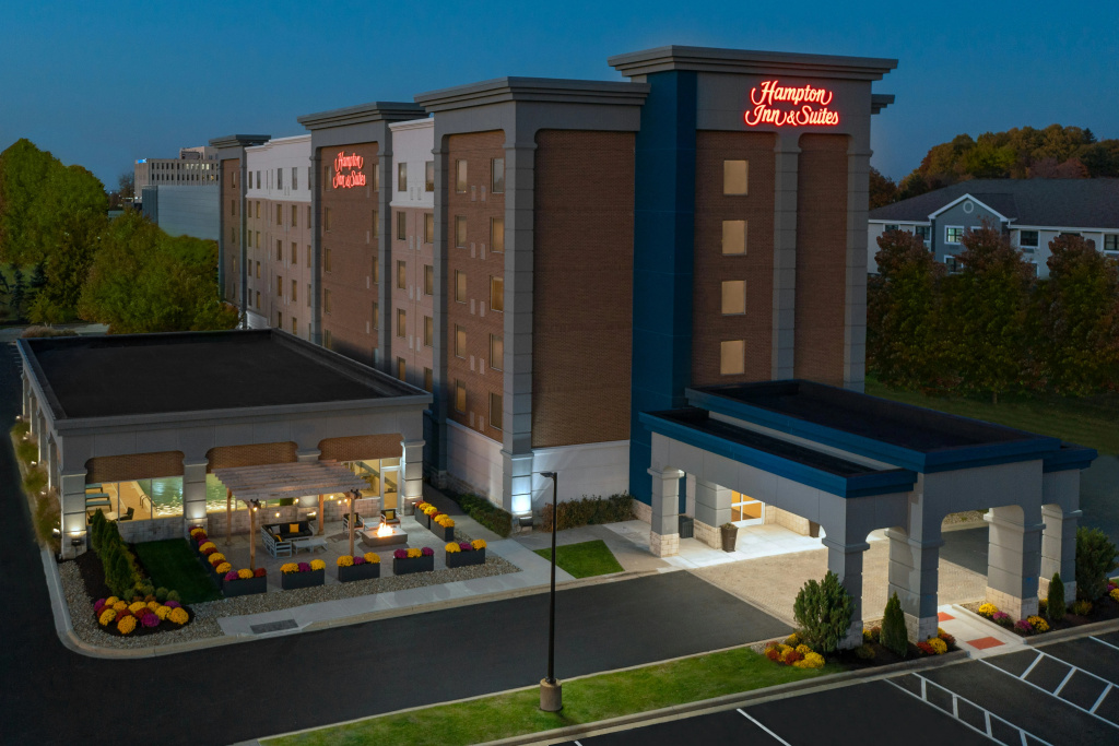 photo 1 of Hampton Inn & Suites Cleveland-Beachwood