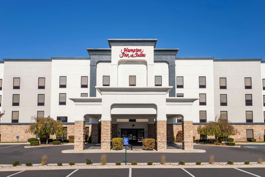 photo 1 of Hampton Inn & Suites Richmond, IN