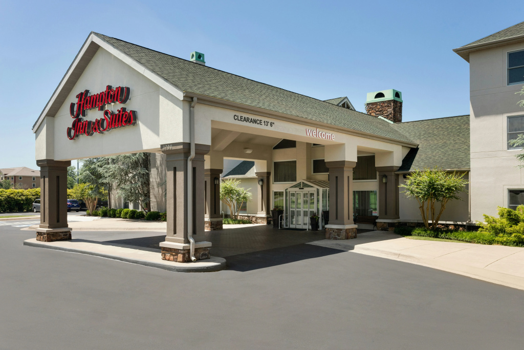 photo 1 of Hampton Inn & Suites Springdale