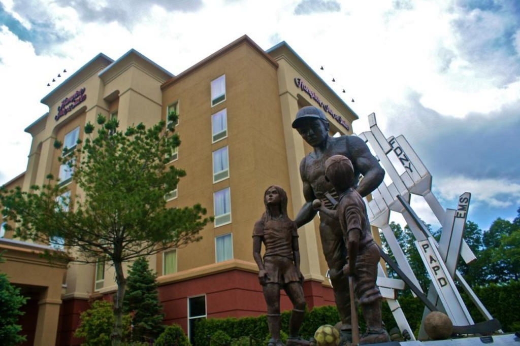 photo 1 of Hampton Inn & Suites Staten Island