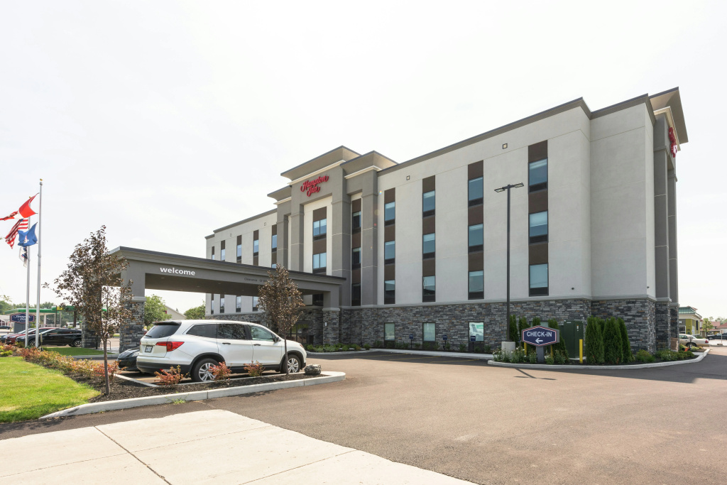photo 1 of Hampton Inn Buffalo-Hamburg