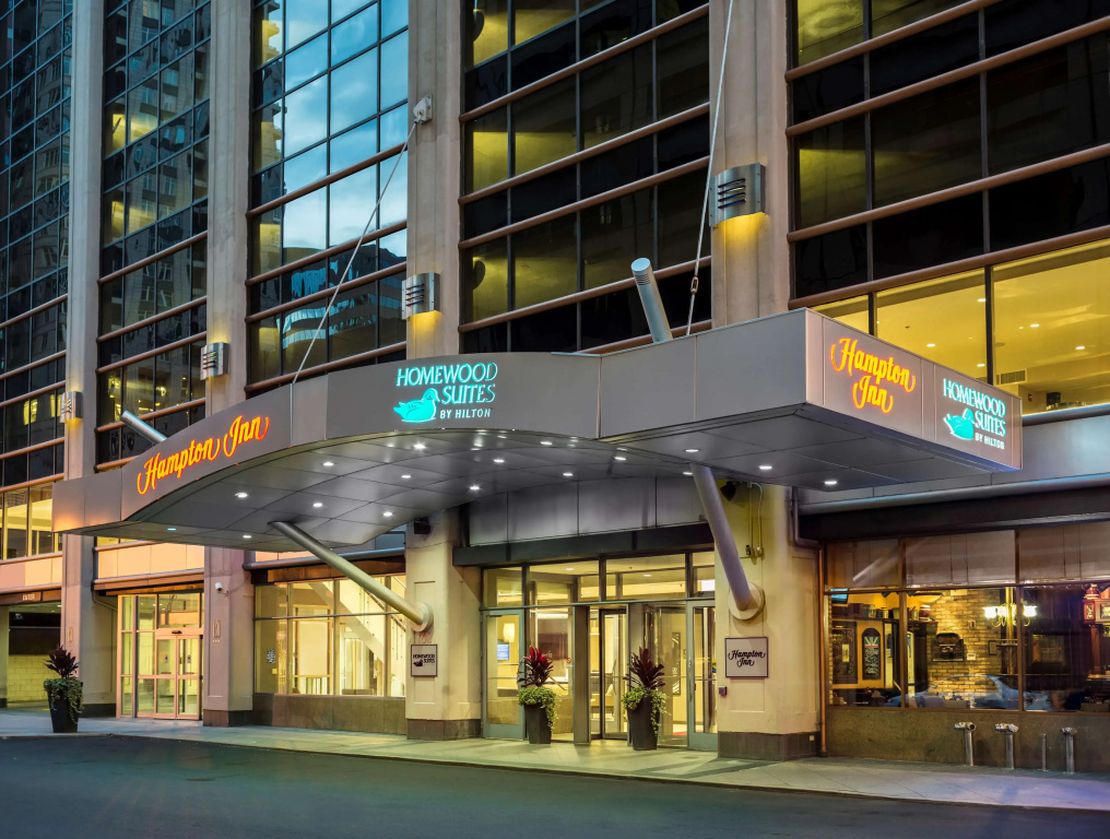 photo 1 of Hampton Inn Chicago Downtown/Magnificent Mile