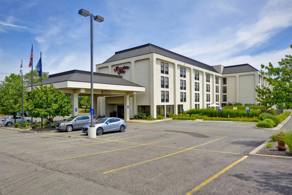 photo 1 of Hampton Inn Detroit/Northville