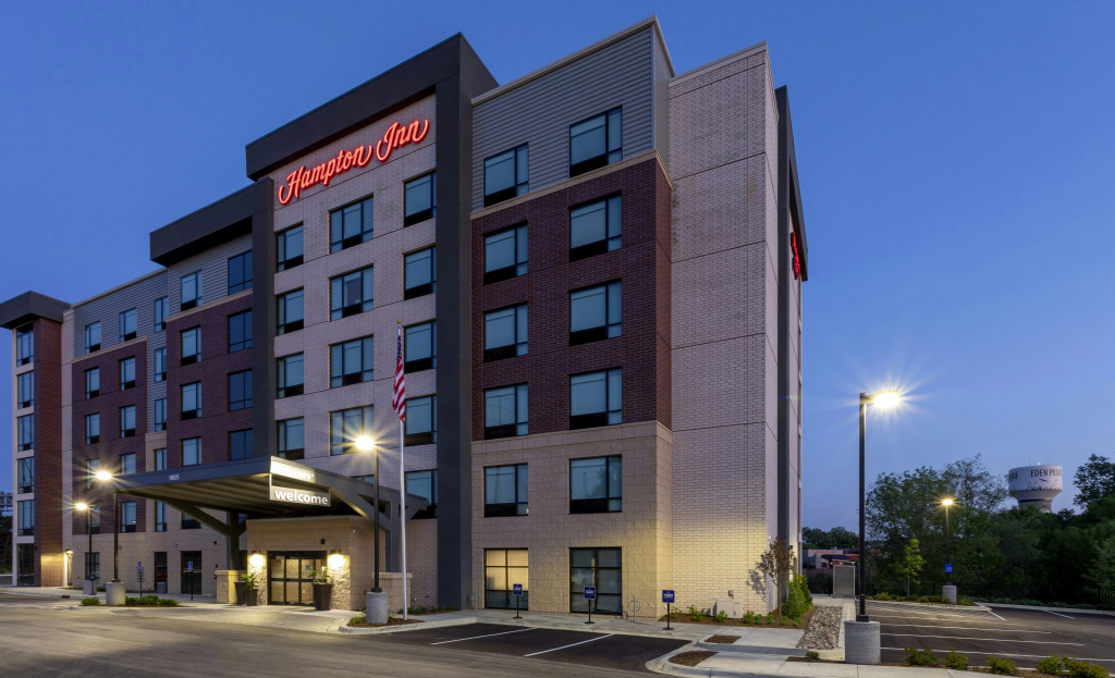 photo 1 of Hampton Inn Eden Prairie Minneapolis