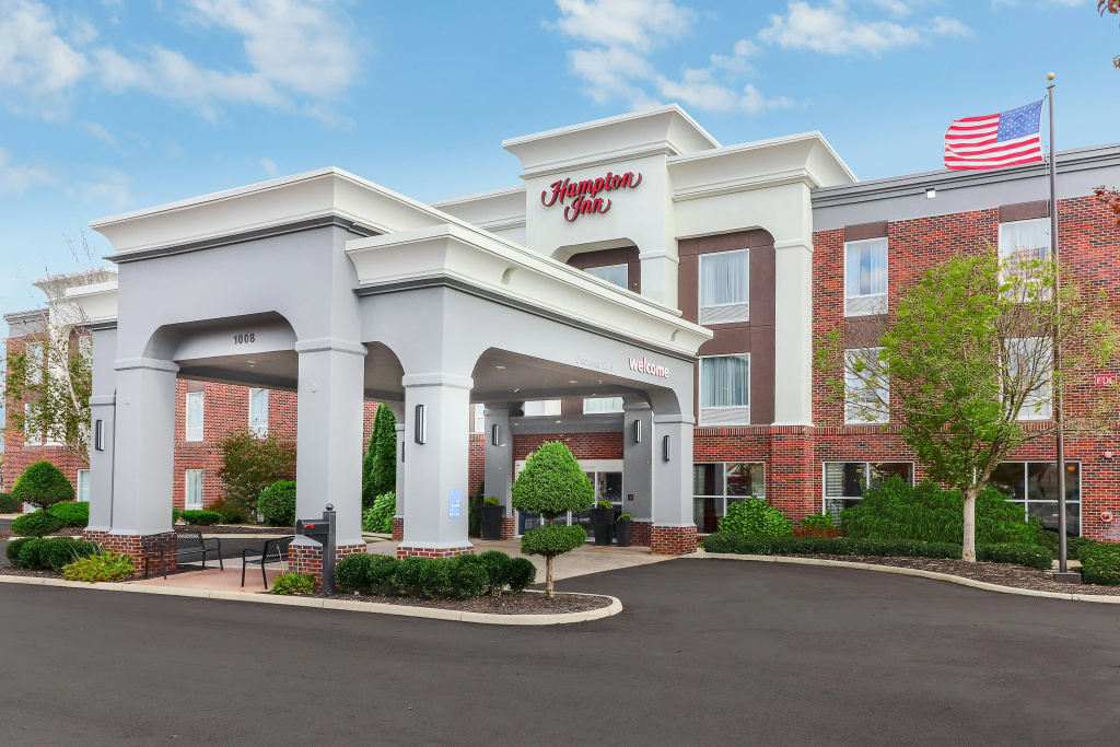 photo 1 of Hampton Inn Heath-Newark
