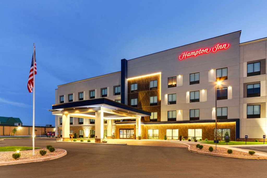 photo 1 of Hampton Inn Lebanon, IN