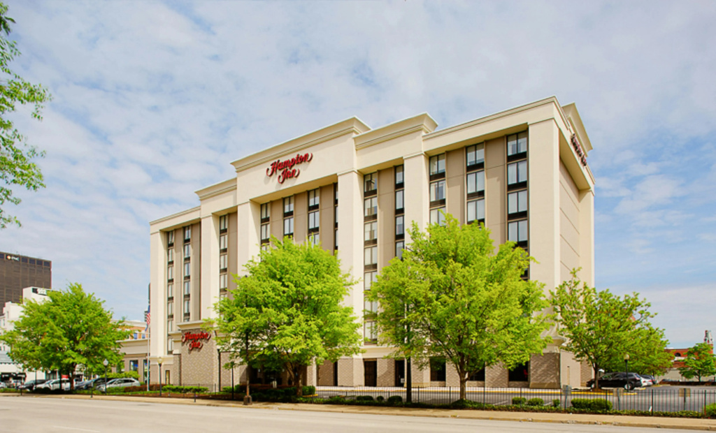 photo 1 of Hampton Inn Louisville Downtown