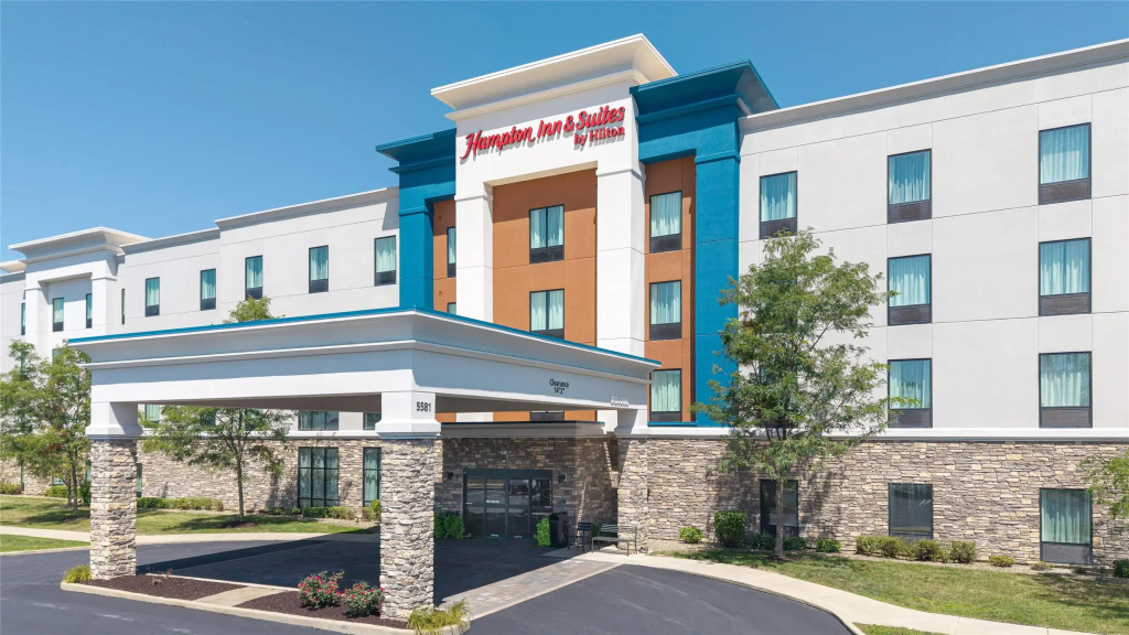 photo 1 of Hampton Inn Niles/warren
