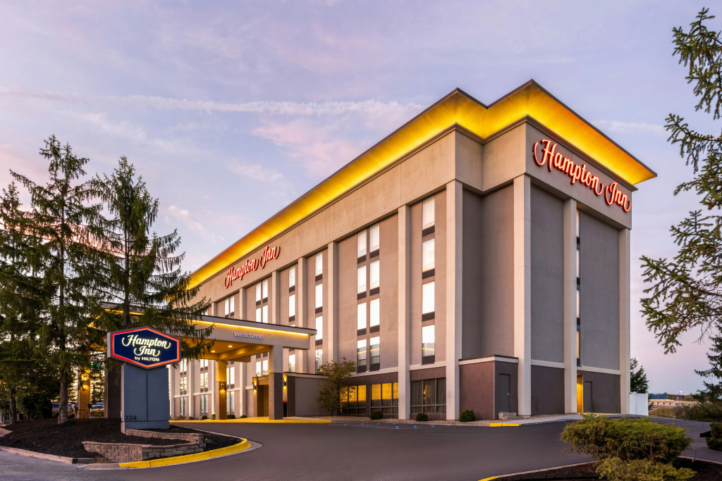 photo 1 of Hampton Inn Somerset