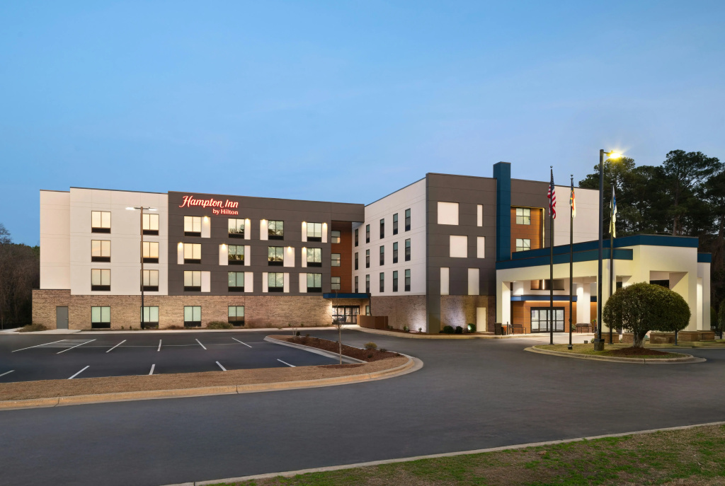 photo 1 of Hampton Inn Spring Lake Fayetteville