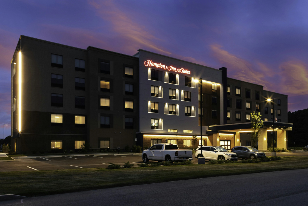 photo 1 of Hampton Inn & Suites Avon Indianapolis