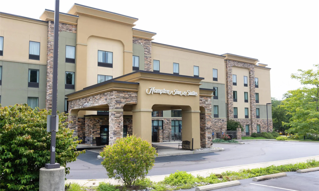 photo 1 of Hampton Inn & Suites Bartonsville