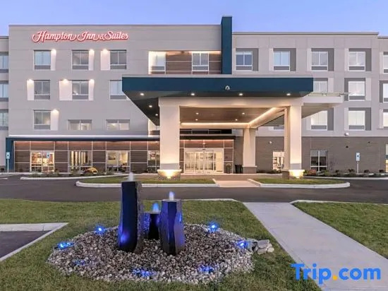 photo 1 of Hampton Inn Suites by Hilton Cincinnati West