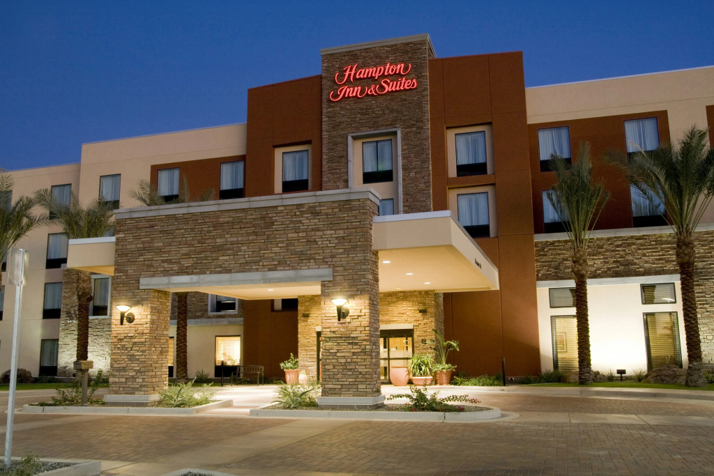 photo 1 of Hampton Inn & Suites Phoenix Chandler-Fashion Center AZ