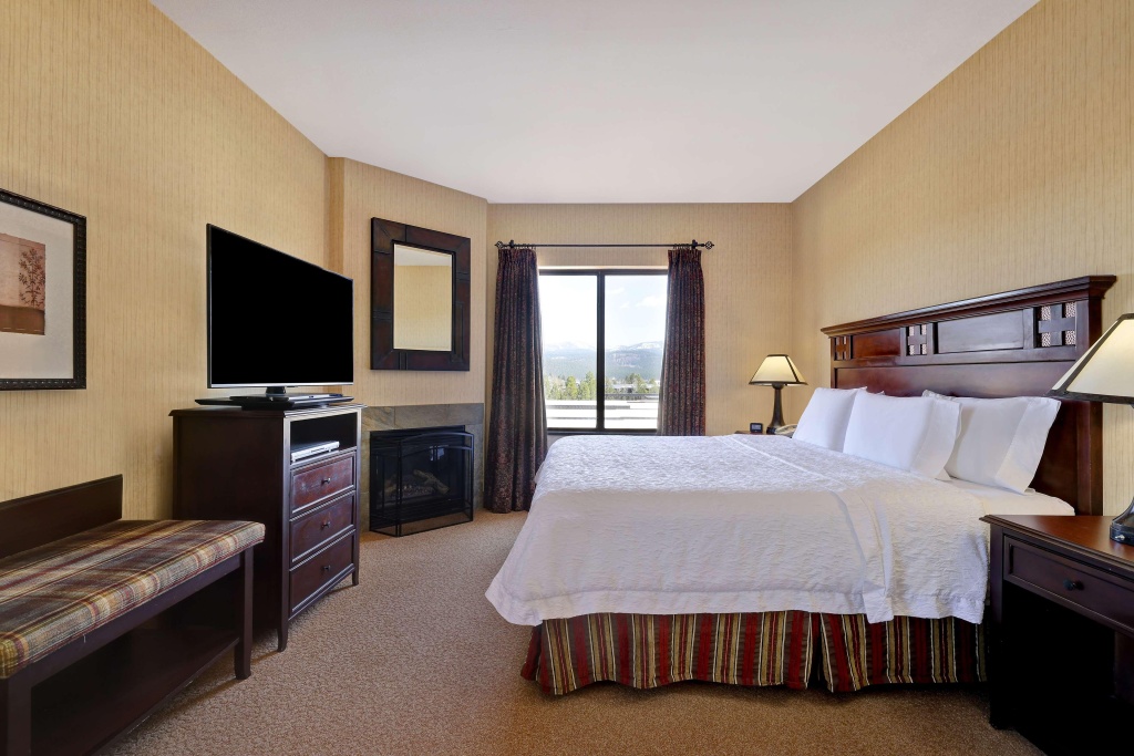 photo 1 of Hampton Inn & Suites Tahoe-Truckee