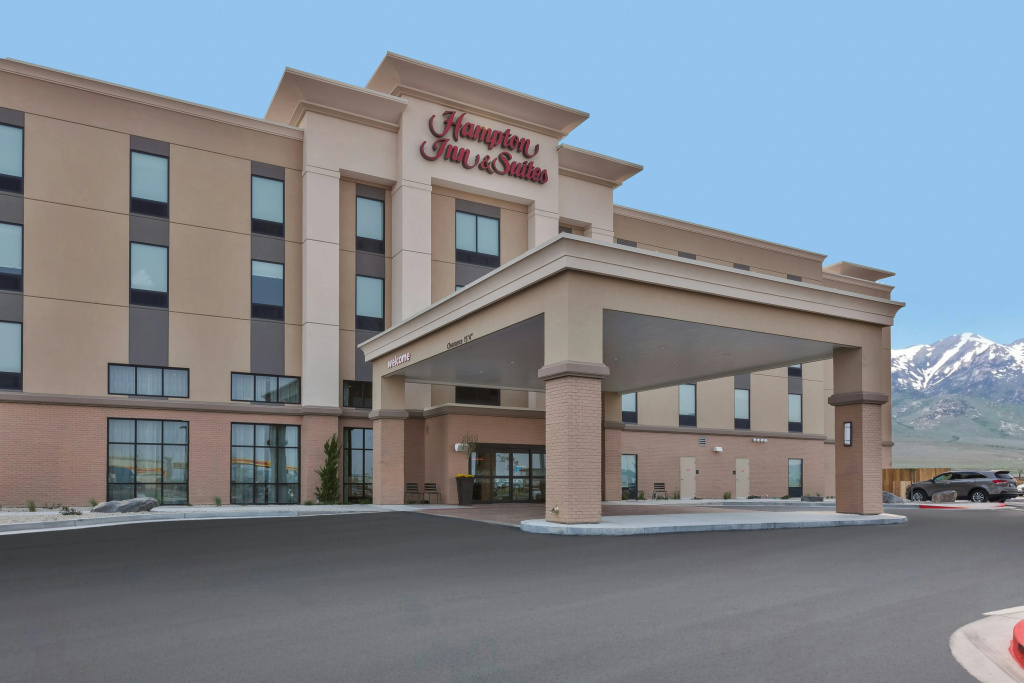 photo 1 of Hampton Inn & Suites Wells