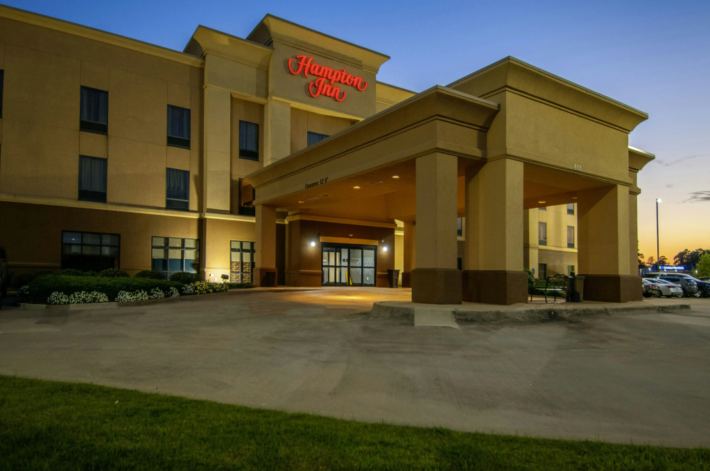 photo 1 of Hampton Inn West Monroe