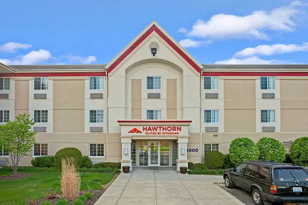 photo 1 of Hawthorn Suites by Wyndham Northbrook Wheeling