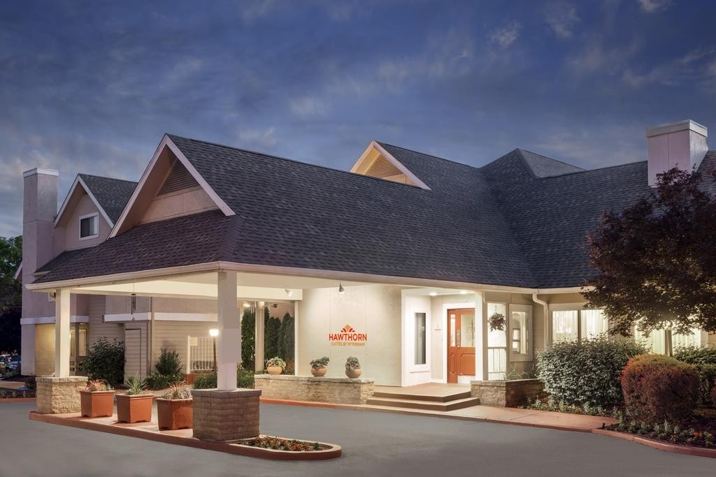 photo 1 of Hawthorn Suites By Wyndham St. Louis Westport Pla
