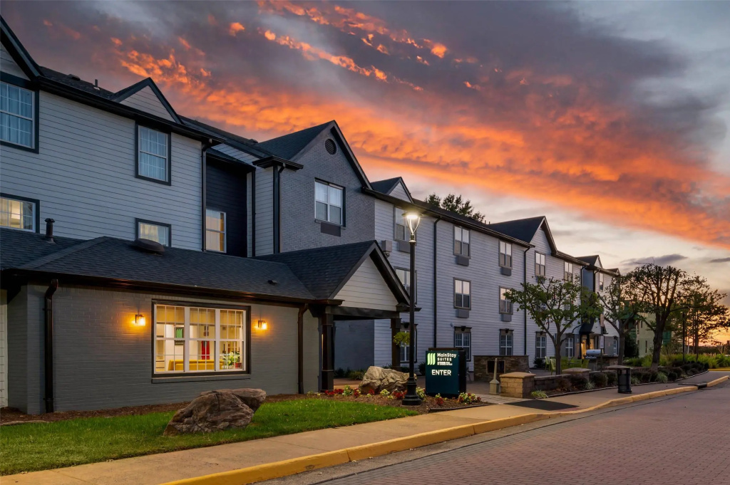 photo 1 of MainStay Suites Sterling near Dulles Town Center