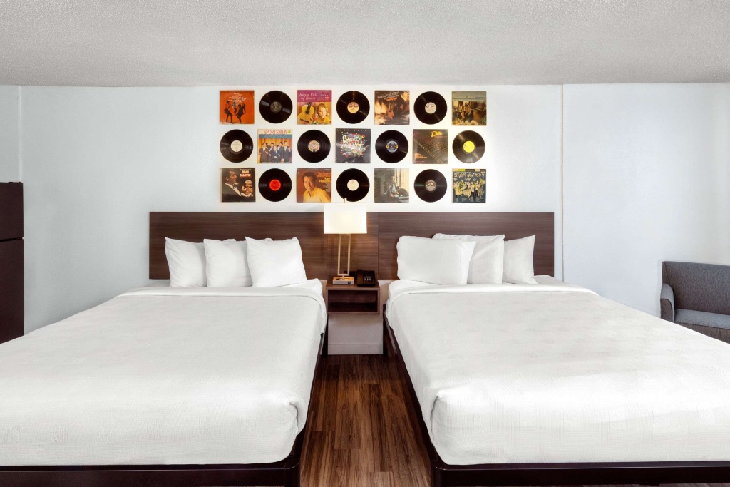 photo 1 of Hillside Crossing Nashville a Ramada by Wyndham