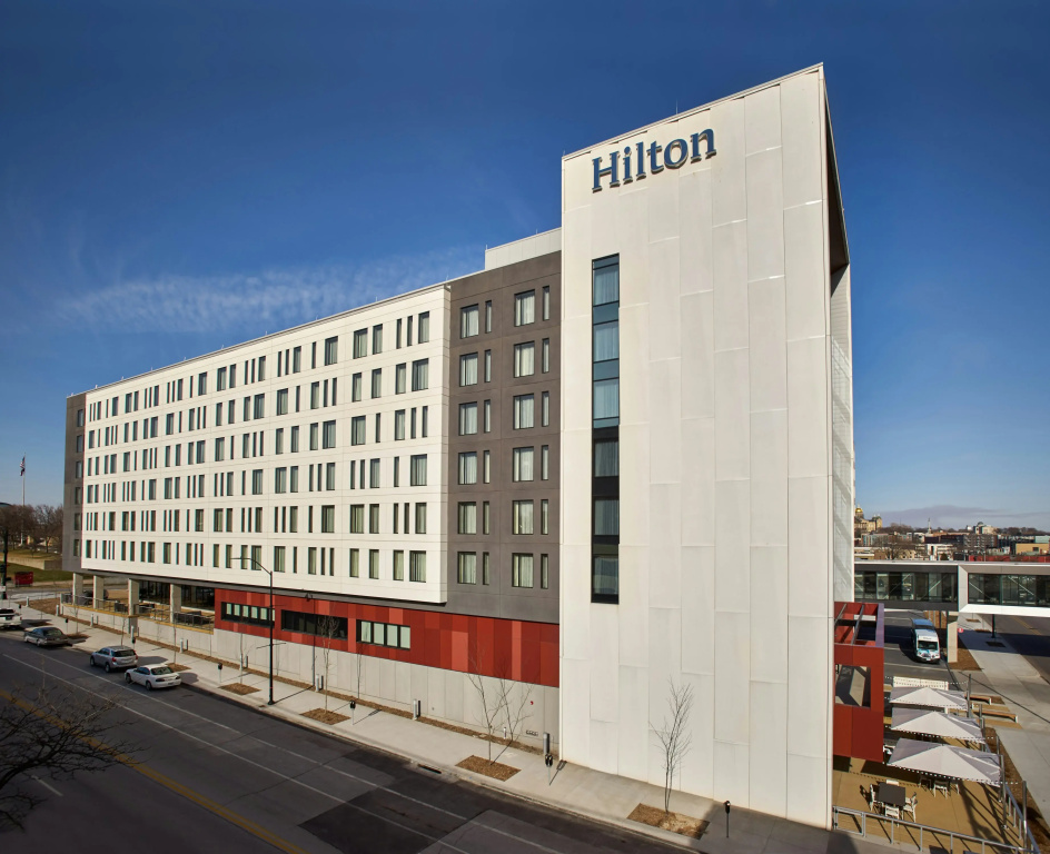 photo 1 of Hilton Des Moines Downtown