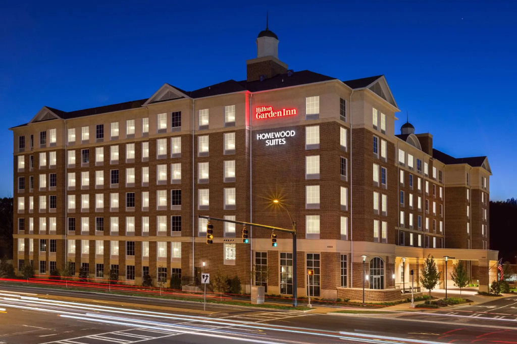 photo 1 of Hilton Garden Inn Charlotte SouthPark
