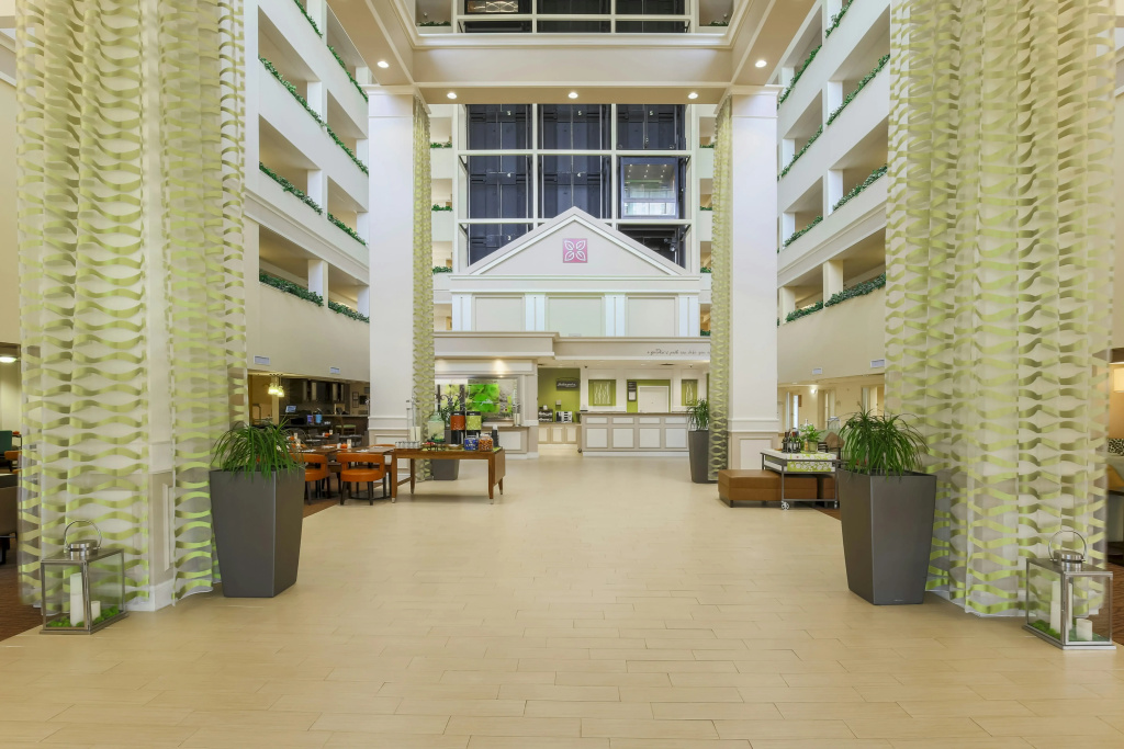 photo 1 of Hilton Garden Inn Dallas/Market Center