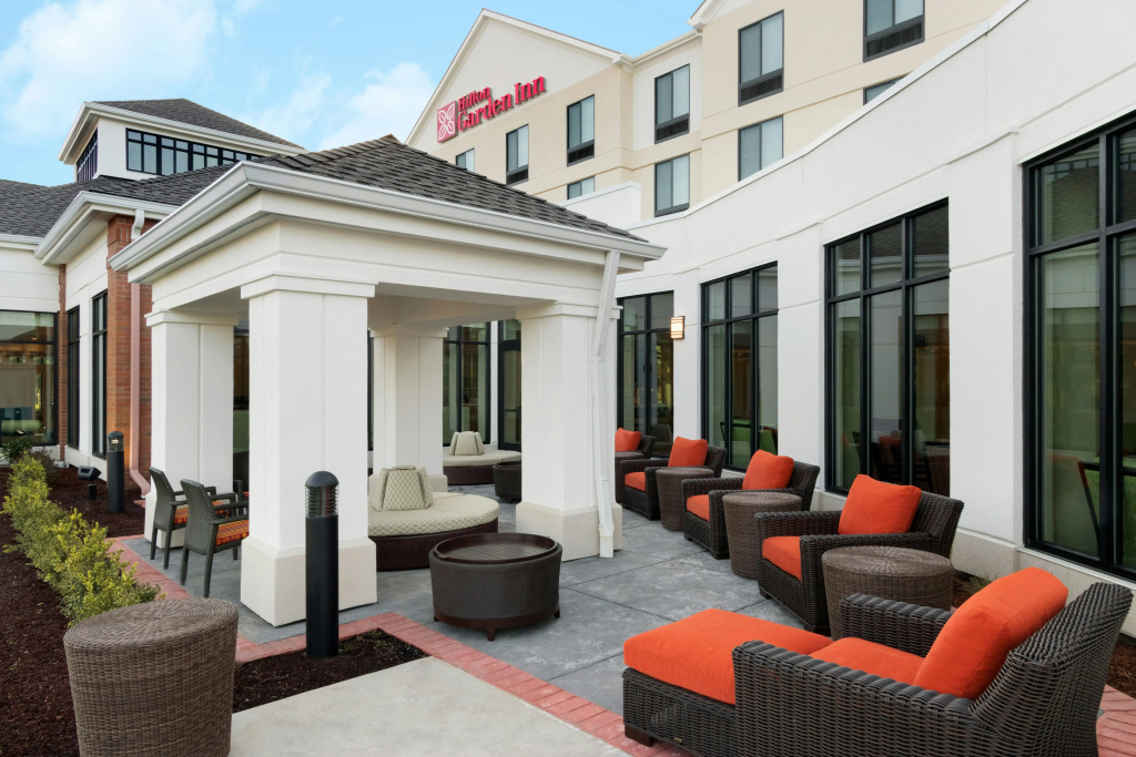 photo 1 of Hilton Garden Inn Medford, OR
