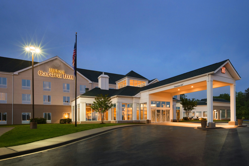 photo 1 of Hilton Garden Inn Solomons