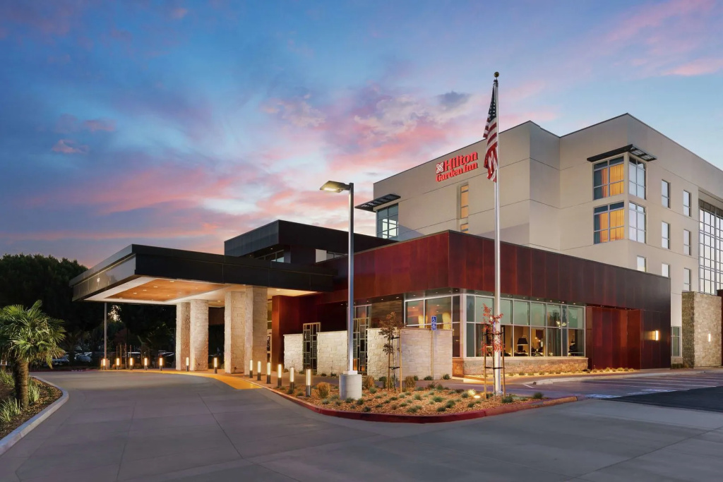 photo 1 of Hilton Garden Inn Sunnyvale