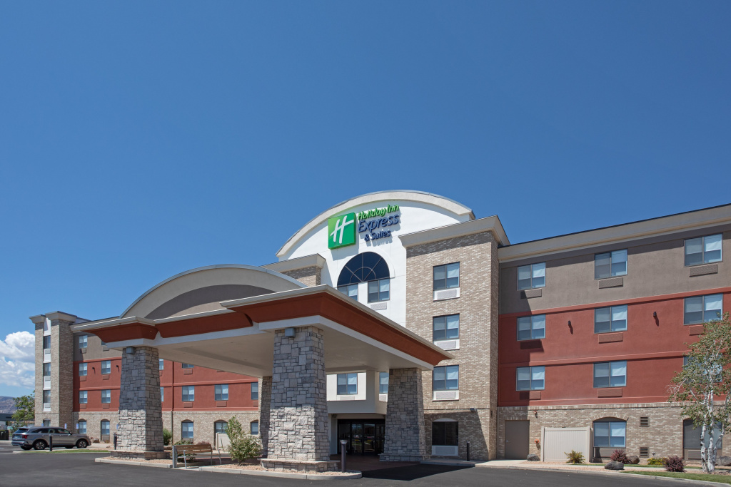 photo 1 of Holiday Inn Express & Suites Grand Junction by IHG