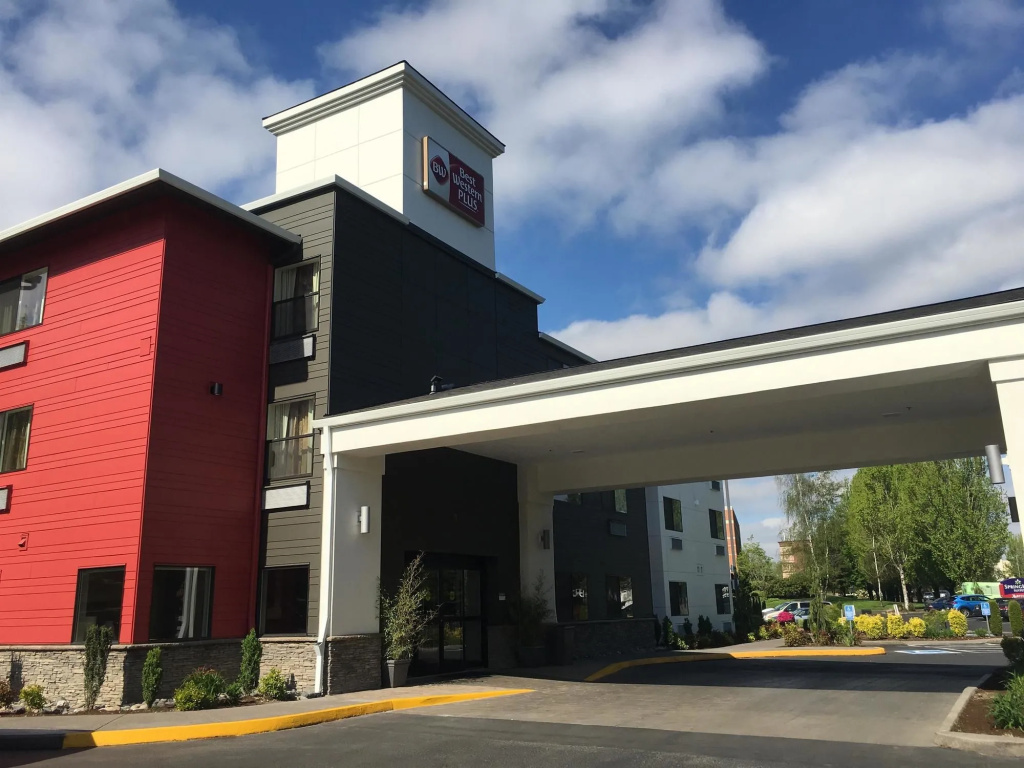 photo 1 of Best Western Plus Portland Airport Hotel & Suites