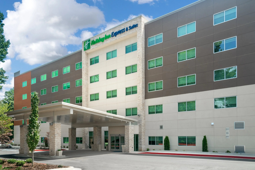 photo 1 of Holiday Inn Express & Suites Atlanta Airport NE - Hapeville by IHG