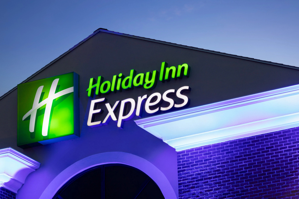 photo 1 of Holiday Inn Express & Suites East Greenbush (Albany-Skyline) by IHG
