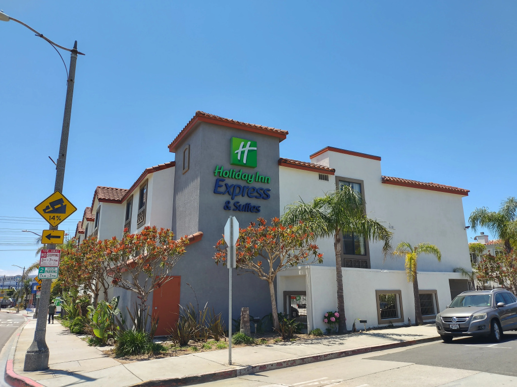 photo 1 of Holiday Inn Express Hotel & Suites Hermosa Beach by IHG