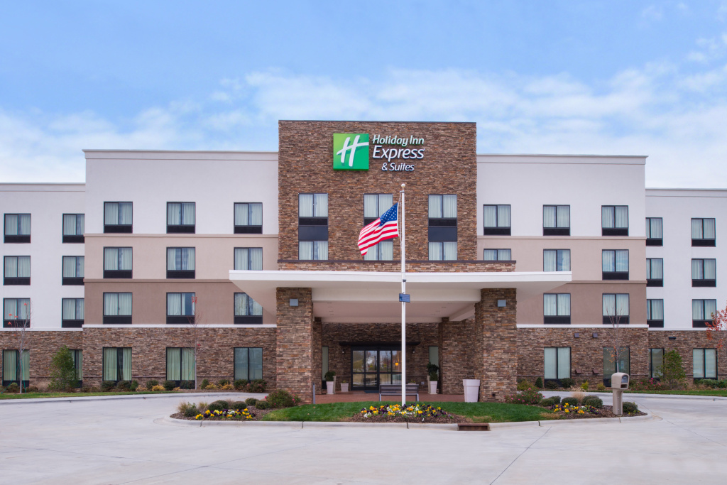 photo 1 of Holiday Inn Express & Suites Monroe by IHG