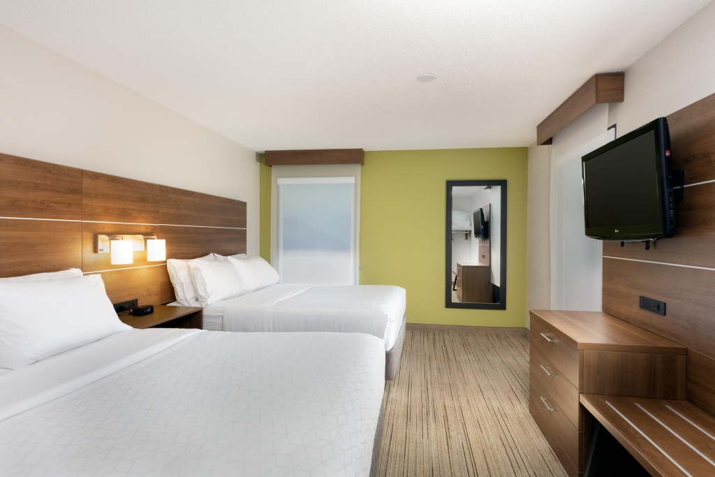 photo 1 of Holiday Inn Express Hotel & Suites Milton East I-10