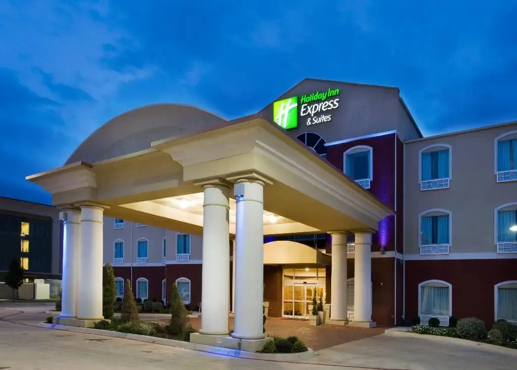 photo 1 of Holiday Inn Express & Suites Sweetwater
