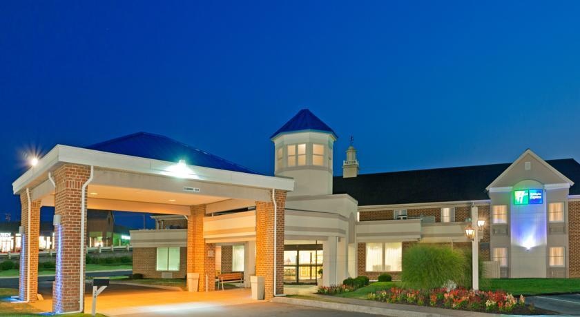 photo 1 of Holiday Inn Express Lancaster-Rockvale Outlets