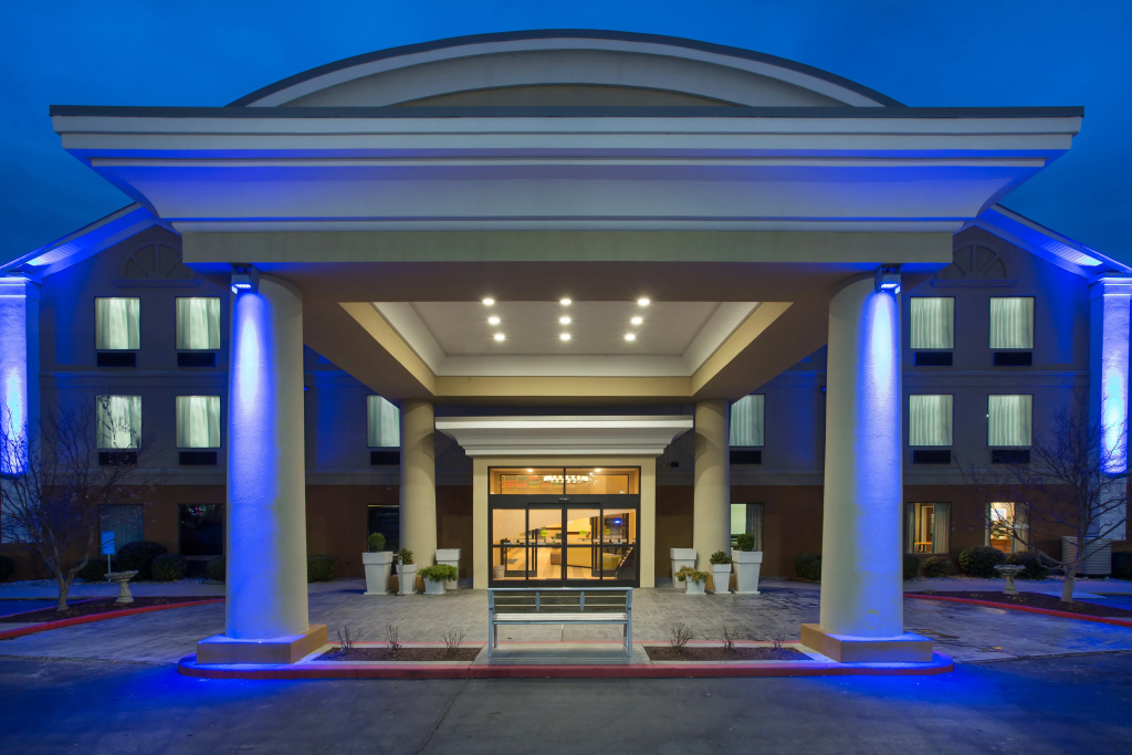 photo 1 of Holiday Inn Express Nicholasville by IHG