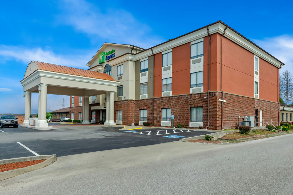 photo 1 of Holiday Inn Express Princeton by IHG