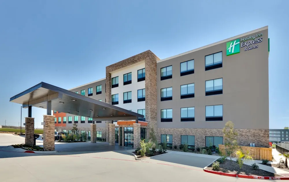 photo 1 of Holiday Inn Express & Suites Fort Worth North - Northlake , an IHG Hotel