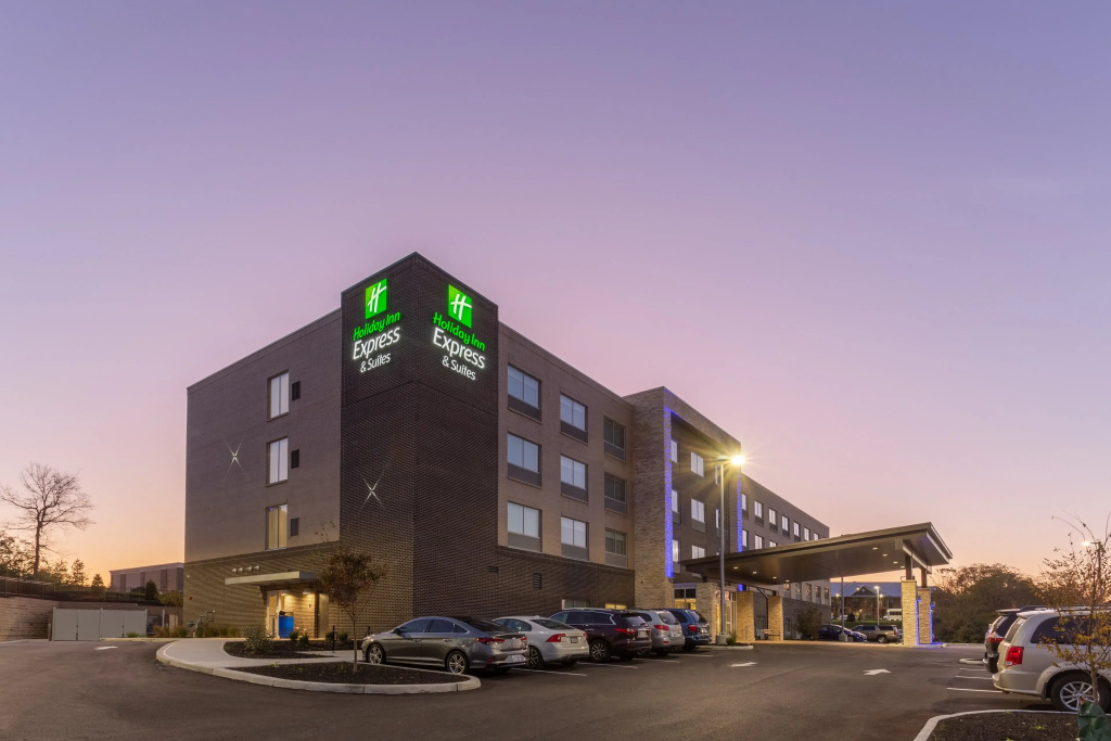 photo 1 of Holiday Inn Express & Suites Florence - Cincinnati Airport
